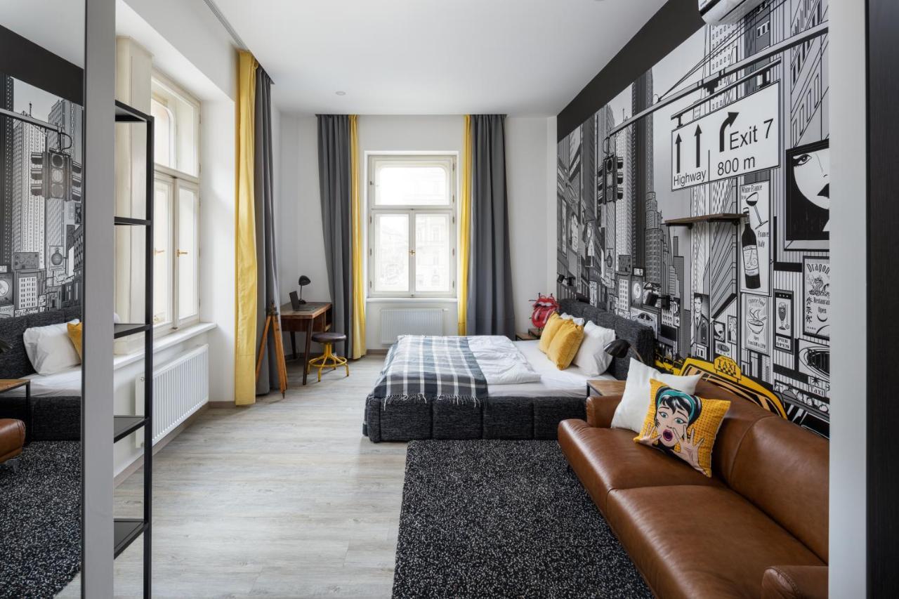 Appartement Designer In New Town By Days - 
